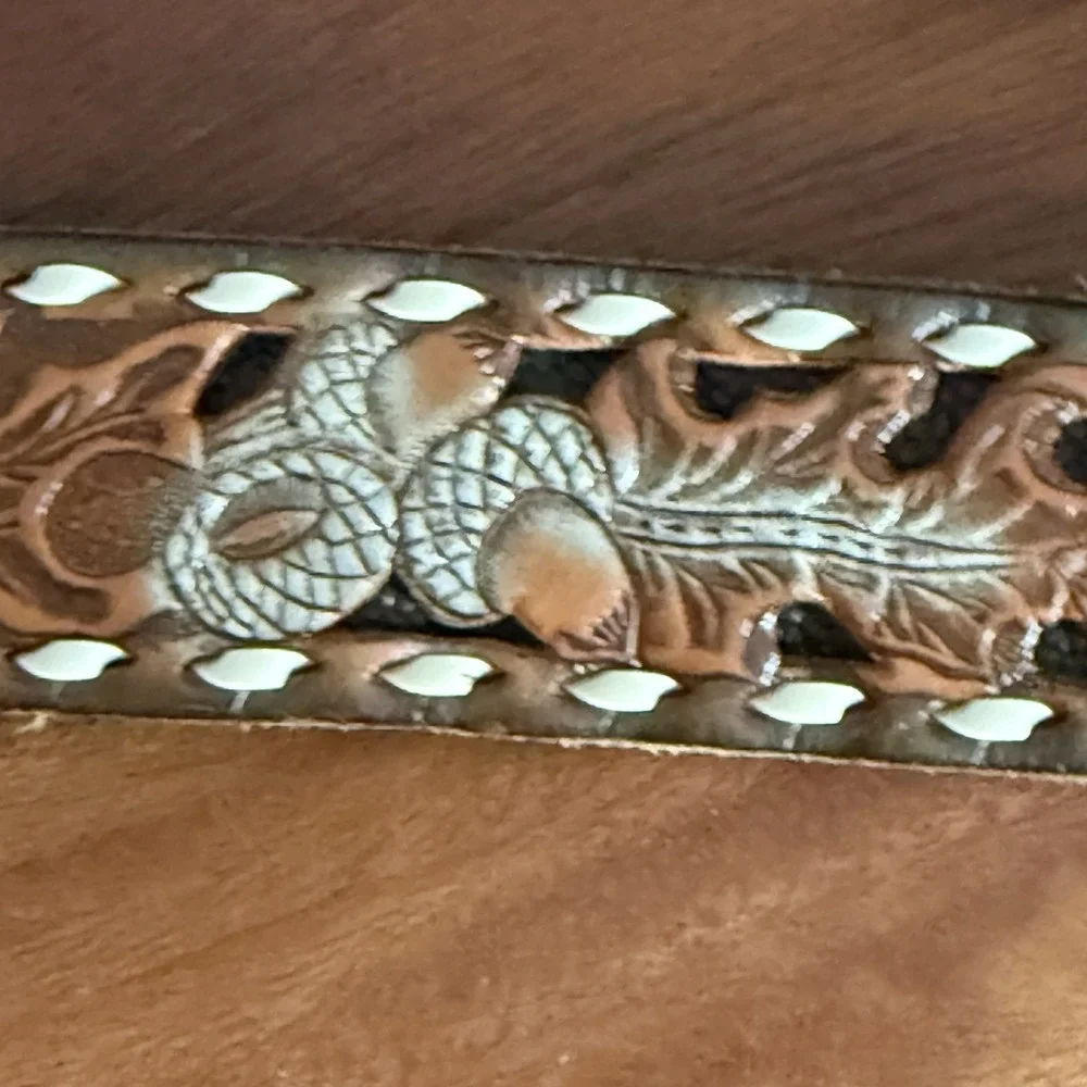 Vintage Handmade‎ Tooled Leather Belt Larry Western Oak Leaf Acorn 45